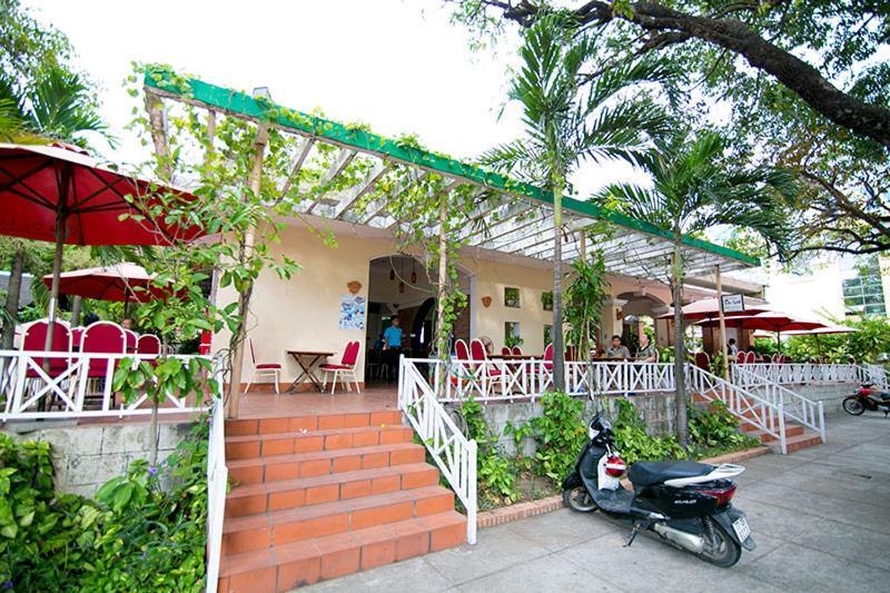 Quy Nhon Hotel Bagian luar foto